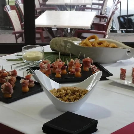 Les Terrasses De Laven Hotel