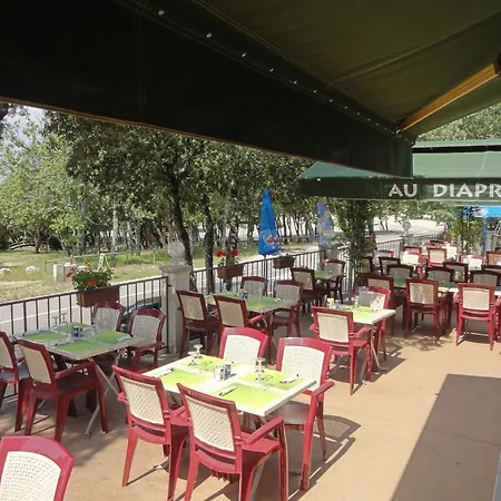 Terrasses De L'aven 2*
