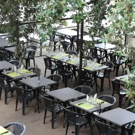 Hotel Terrasses De L'aven 2*