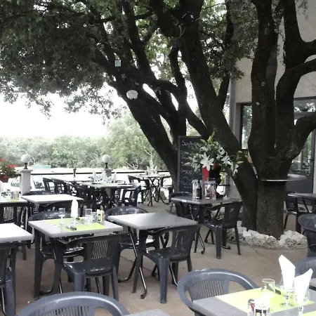 Terrasses De L'aven Hotel